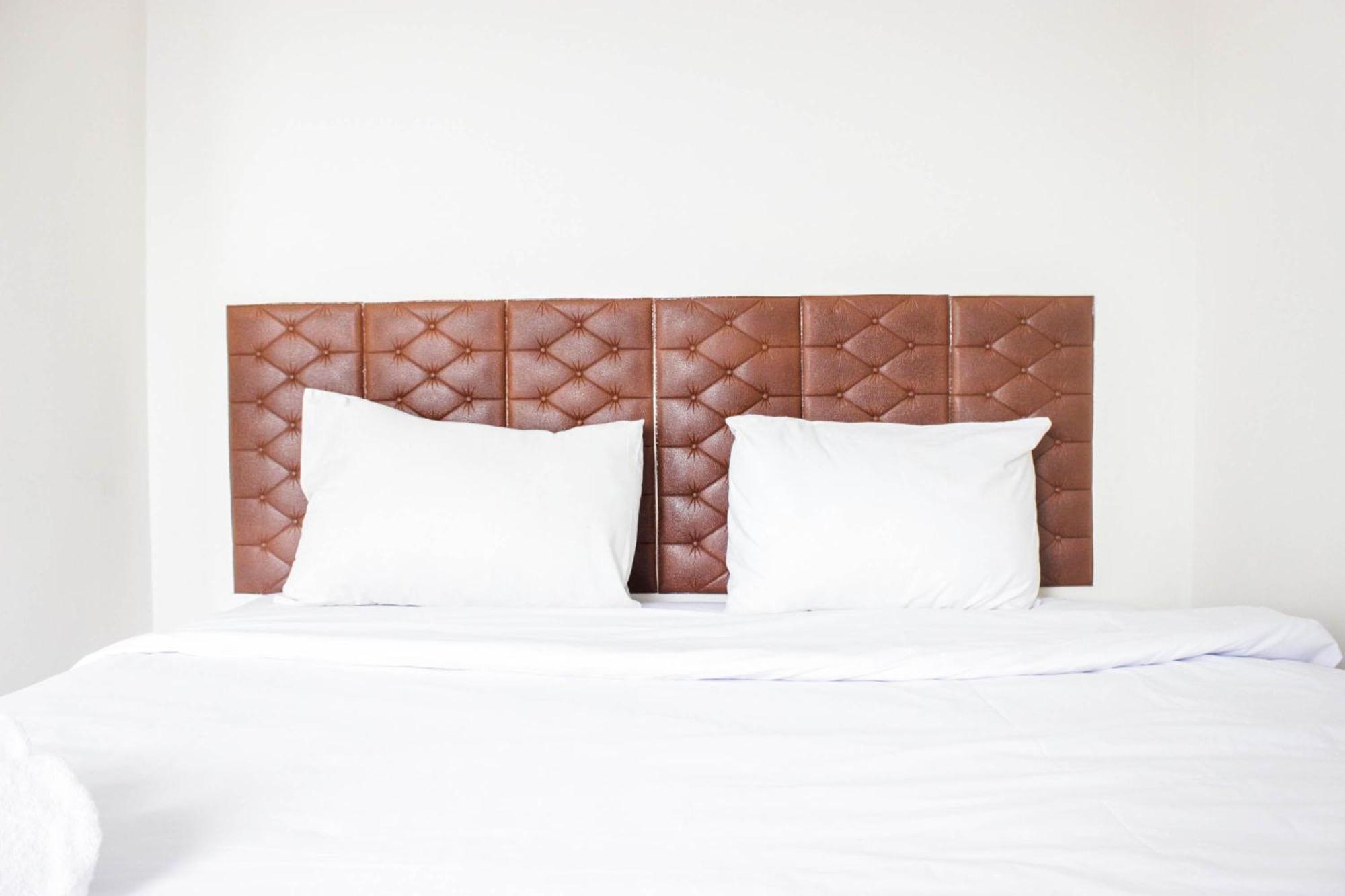 Spacious & Deluxe 2br Gateway Ahmad Yani Cicadas By Travelio Bandung