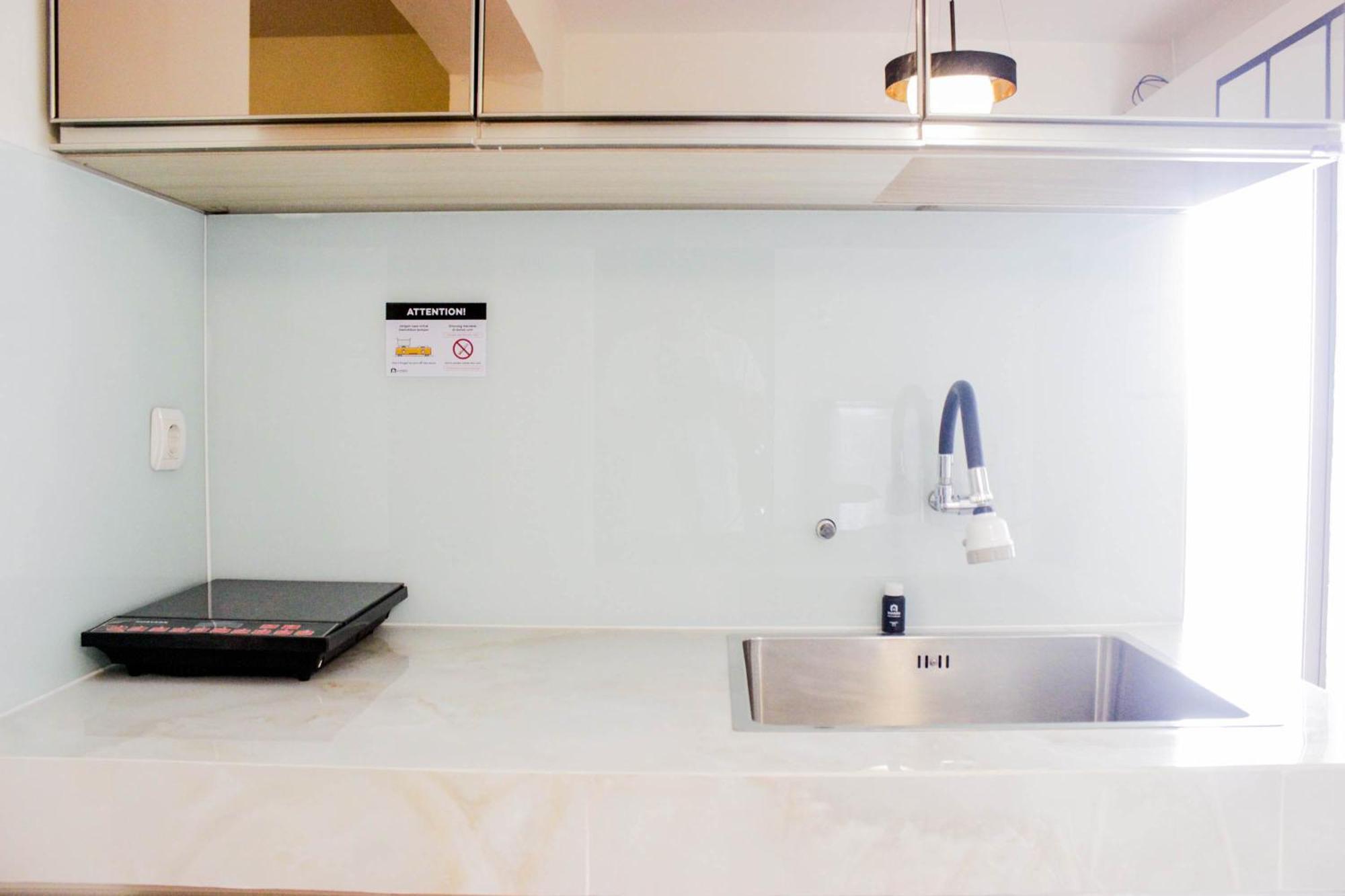 Spacious & Deluxe 2br Gateway Ahmad Yani Cicadas By Travelio